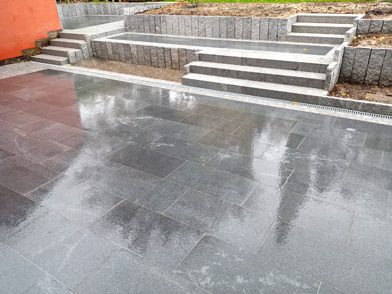 Granitplatten für die Terrassengestaltung